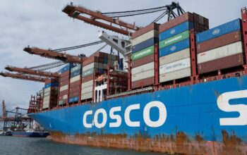 container-8799283_1280